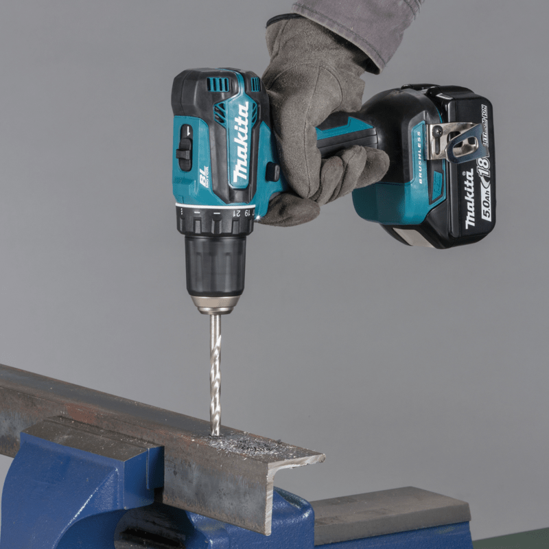 Makita DDF485RTJ 18 V LXT Brushless Akku-Bohrschrauber – 2‑Gang Metallgetriebe, 50 Nm, 2×5,0 Ah, Dual‑LED, XPT-Schutz im MAKPAC‑Set